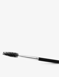 MAC 204 Lash Brush