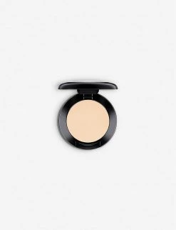 MAC Studio Finish Concealer SPF 35 Nc48