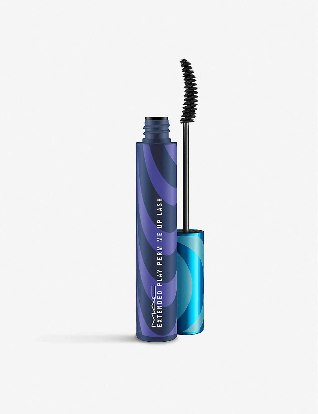 MAC Extended Play Perm Me Up Lash Mascara 8.5g Perm Black 6 MAC Extended Play Perm Me Up Lash Mascara 8.5g Perm Black - Image 4