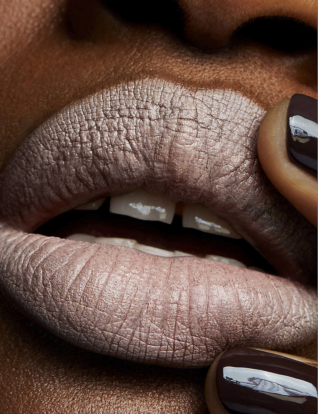 MAC Strip Down Lipstick 3g Bosom Friend 5 MAC Strip Down Lipstick 3g Bosom Friend - Image 3